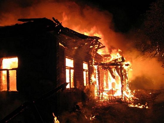 Мужчина заживо сгорел в дачном доме в Балахнинском районе