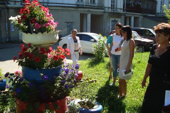 Комиссия оценила благоустройство дворов и палисадников в Автозаводском районе (ФОТО) - фото 5