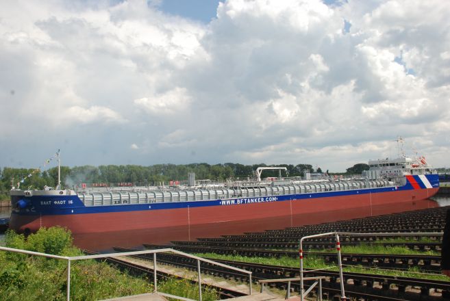 Уникальный танкер-химовоз спущен на воду в Нижнем Новгороде (ФОТО) - фото 7