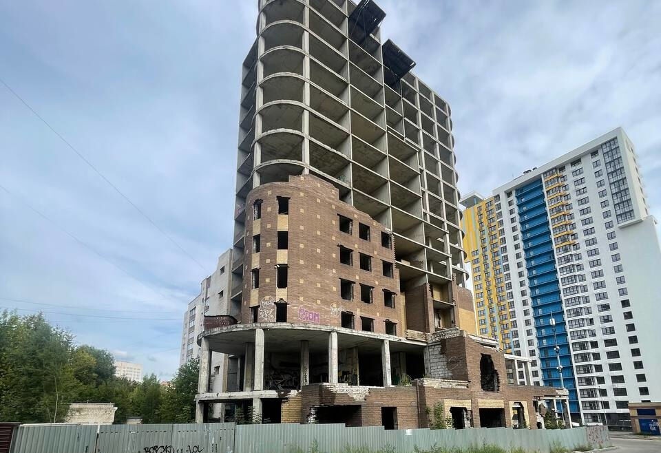 Деньги для сноса долгостроя в Гаражном переулке ищут в Нижнем Новгороде - фото 1
