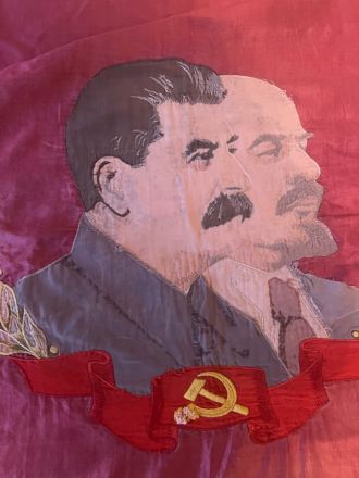 Редкие бюсты вождей и уникальное знамя приобретены для борского &laquo;Сталин-Центра&raquo; - фото 4