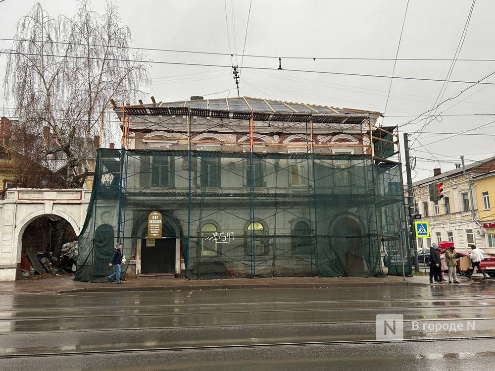 Фасад &laquo;Дома Верениновых&raquo; обновляют в Нижнем Новгороде  - фото 1