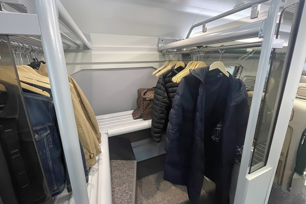 Нижегородцы жалуются на кражи и грязь в новом поезде &laquo;Буревестник&raquo; - фото 1