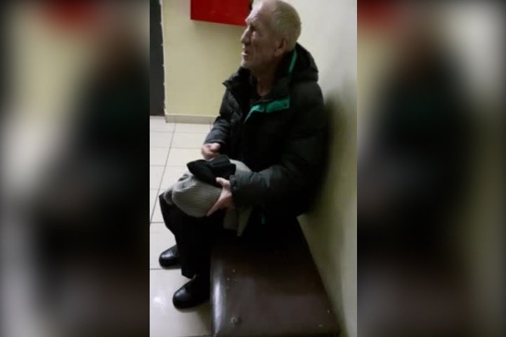 Бездомного с острой болью оставили пережидать ночь в холле Арзамасской больницы