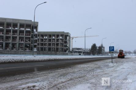 Школа для одаренных детей на Бору: почему ее называют скандальной и что сейчас происходит на стройке