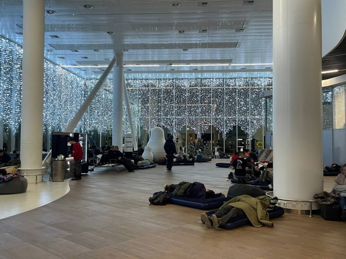 Опубликованы фото из нижегородского аэропорта, который принял рейсы в Москву - фото 1