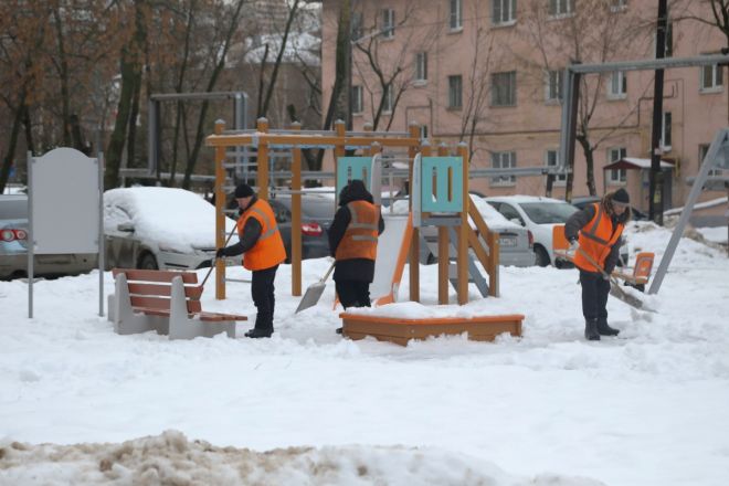 Более 500 производств за плохую уборку снега возбуждено в Нижнем Новгороде - фото 1