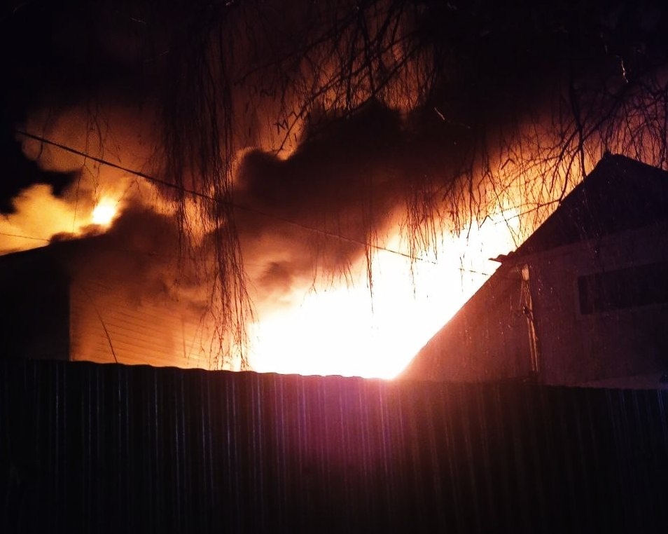 Нижегородка осталась без жилья из-за пожара на Печерском съезде - фото 1