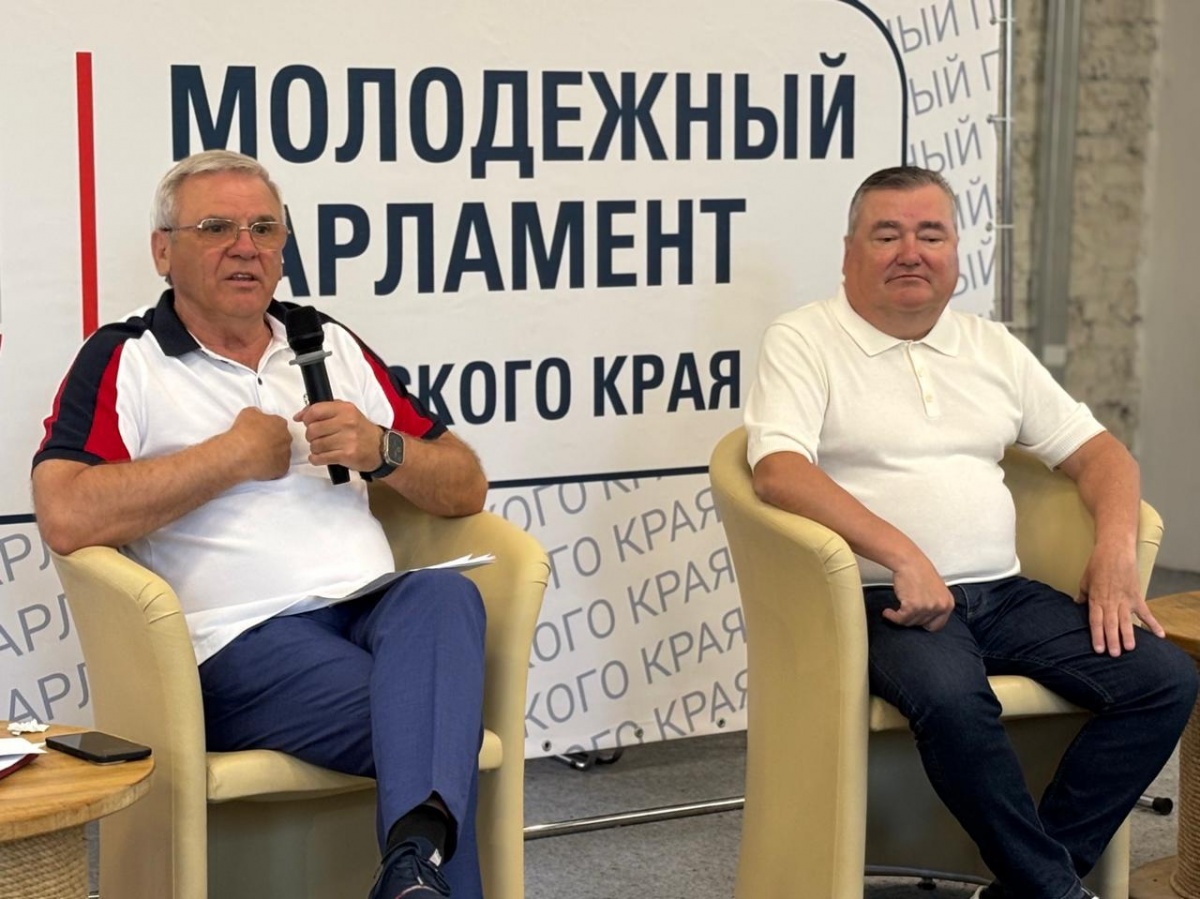 Люлин уверен, что молодые парламентарии меняют жизнь к лучшему - фото 2