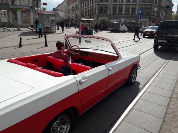 Редкие автомобили на нижегородских улицах: колеса страны Советов - фото 29