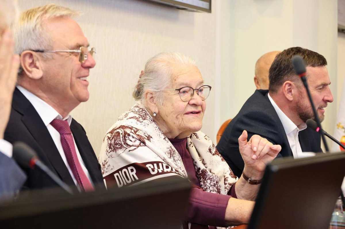 Евгений Люлин назвал книгу о художественно-промышленной выставке 1896 года окном в прошлое, которое заставляет гордиться своей страной - фото 1