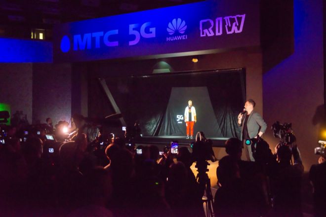 Первый междугородний двусторонний голографический телемост на сети 5G состоялся в Москве - фото 3