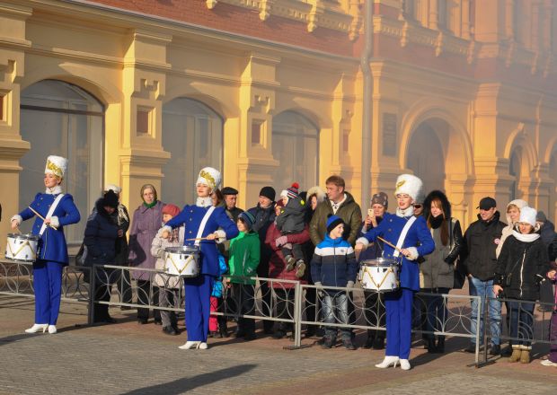 День народного единства в Нижнем Новгороде: мультимедийный парк, ярмарка ремесел и памятник Горькому (ФОТО) - фото 7