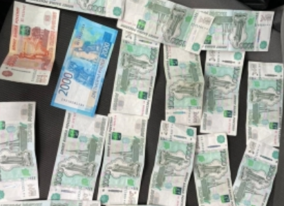 Нижегородского предпринимателя оштрафовали на 150 тысяч рублей за взятку полицейскому - фото 1