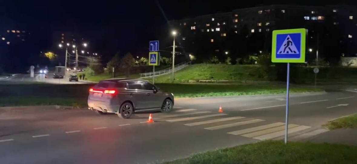 Иномарка сбила двух детей на пешеходном переходе в Нижнем Новгороде - фото 1