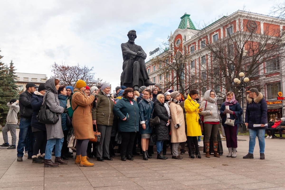 Нижегородцы вновь вышли на пикет против дистанционного образования