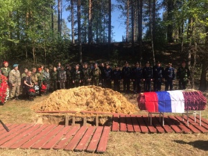 В Нижегородской области захоронили останки летчиков бомбардировщика А-20 «Бостон», погибших в 1947 году