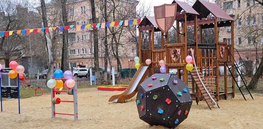 Новые игровые комплексы установили в Автозаводском районе - фото 1