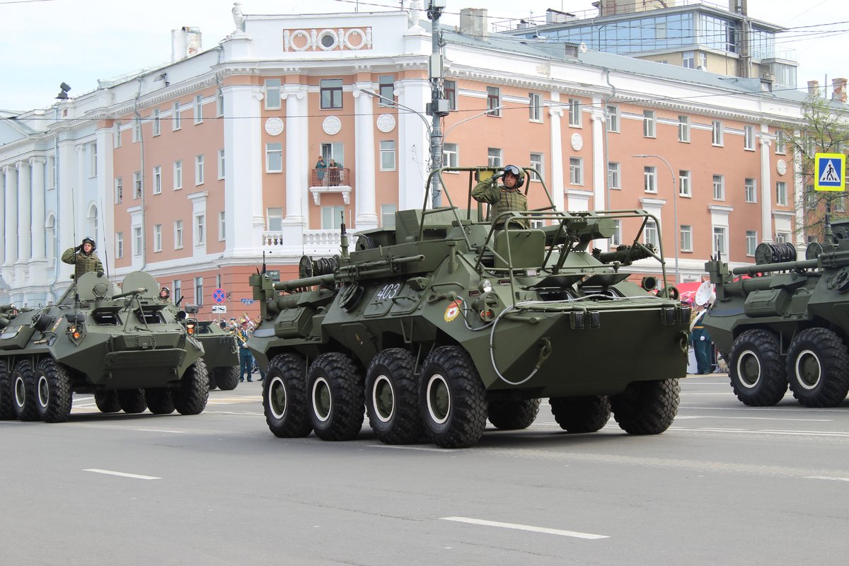 В Нижнем Новгороде состоялся парад в честь 74-й годовщины Победы - фото 1