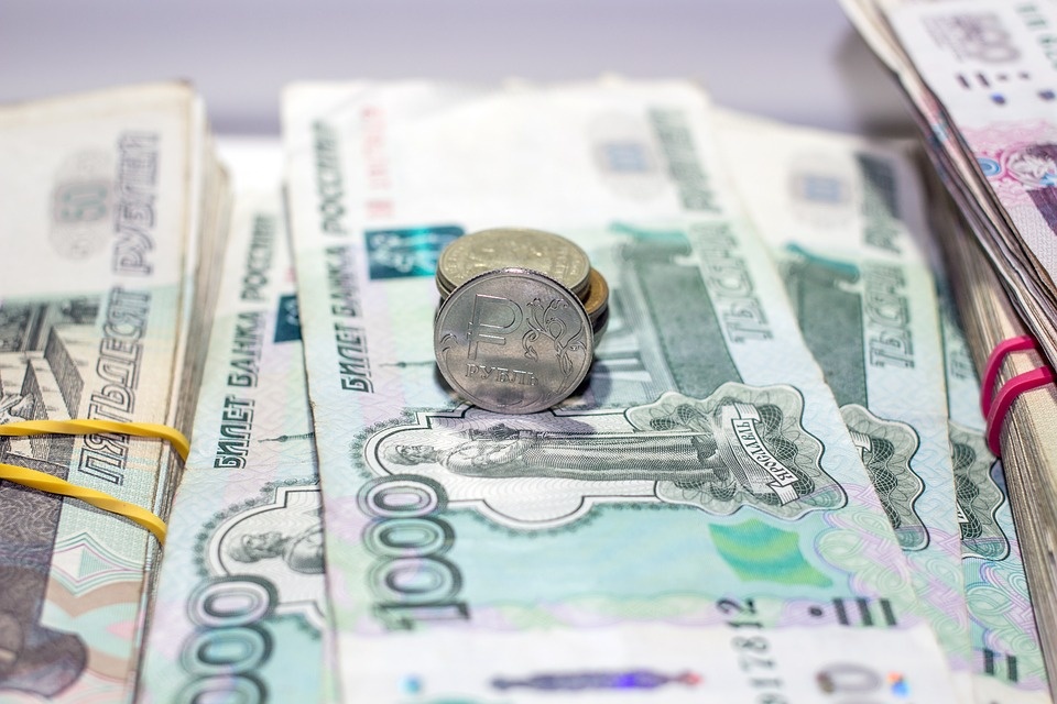 Средняя зарплата в Нижнем Новгороде достигла 76 тысяч рублей - фото 1